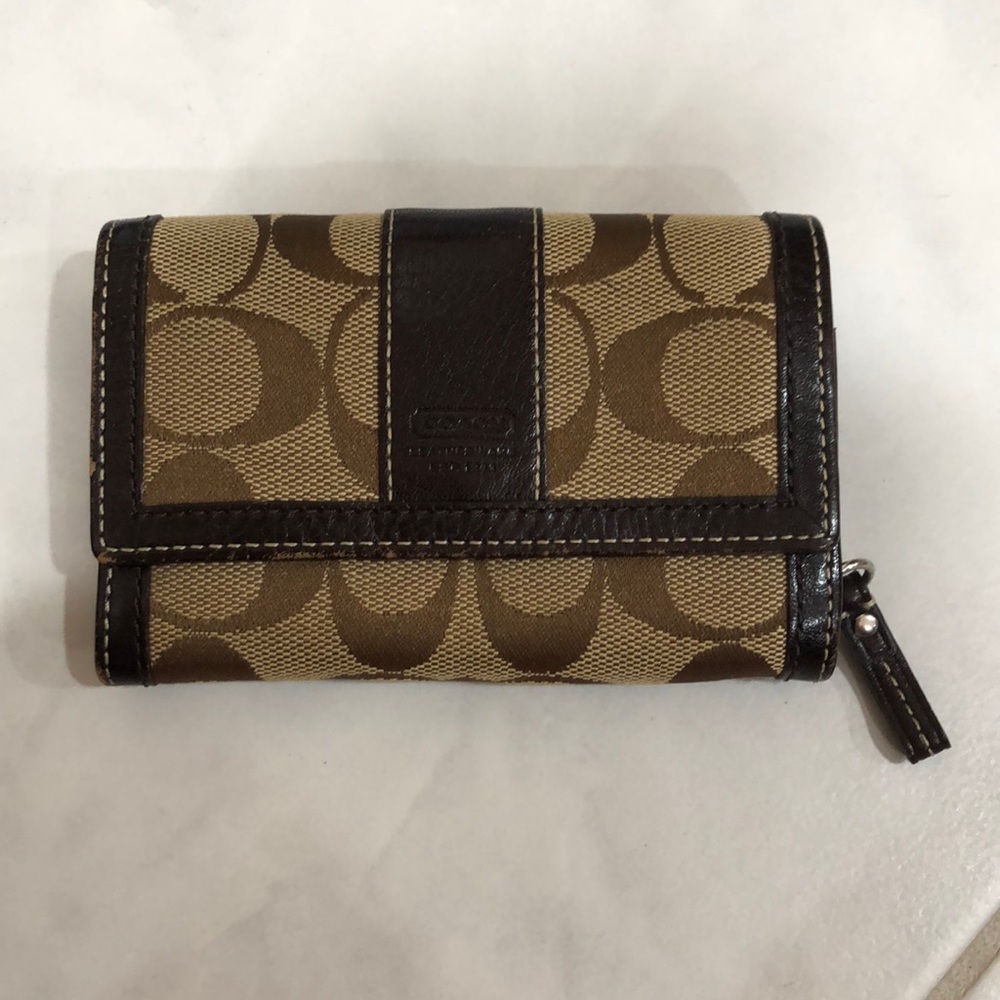 Authentic Coach Wallet